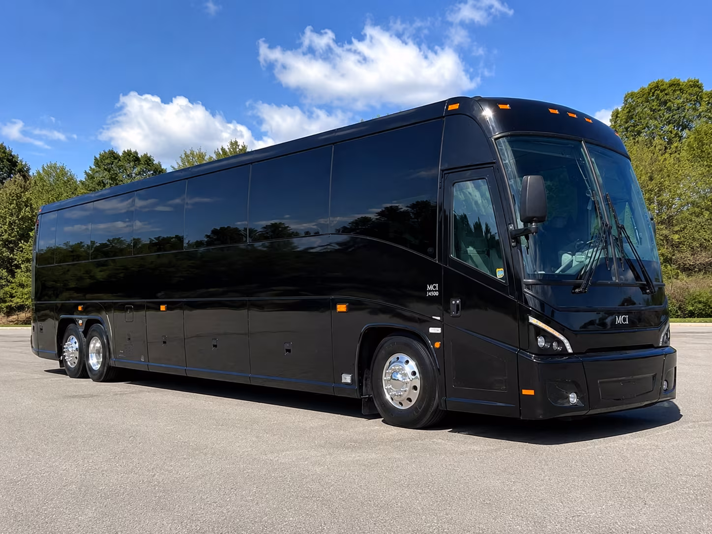 guest shuttles between ontario hotels and your reception venue