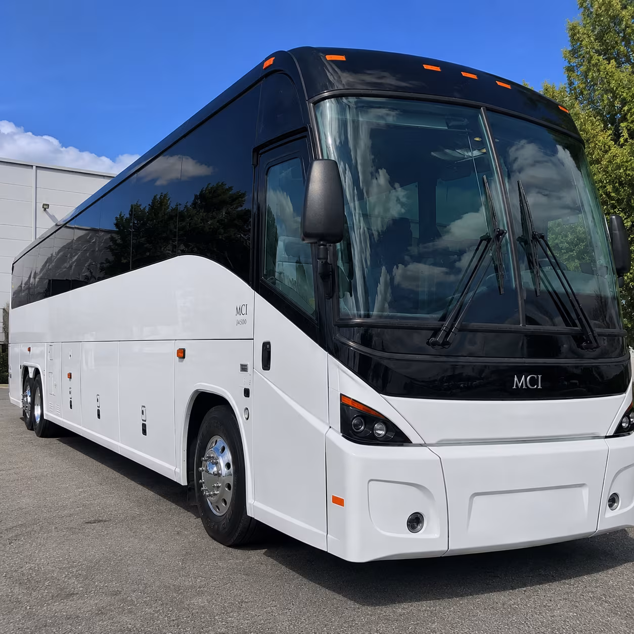 ontario convention center and corporate campus airport shuttle buses